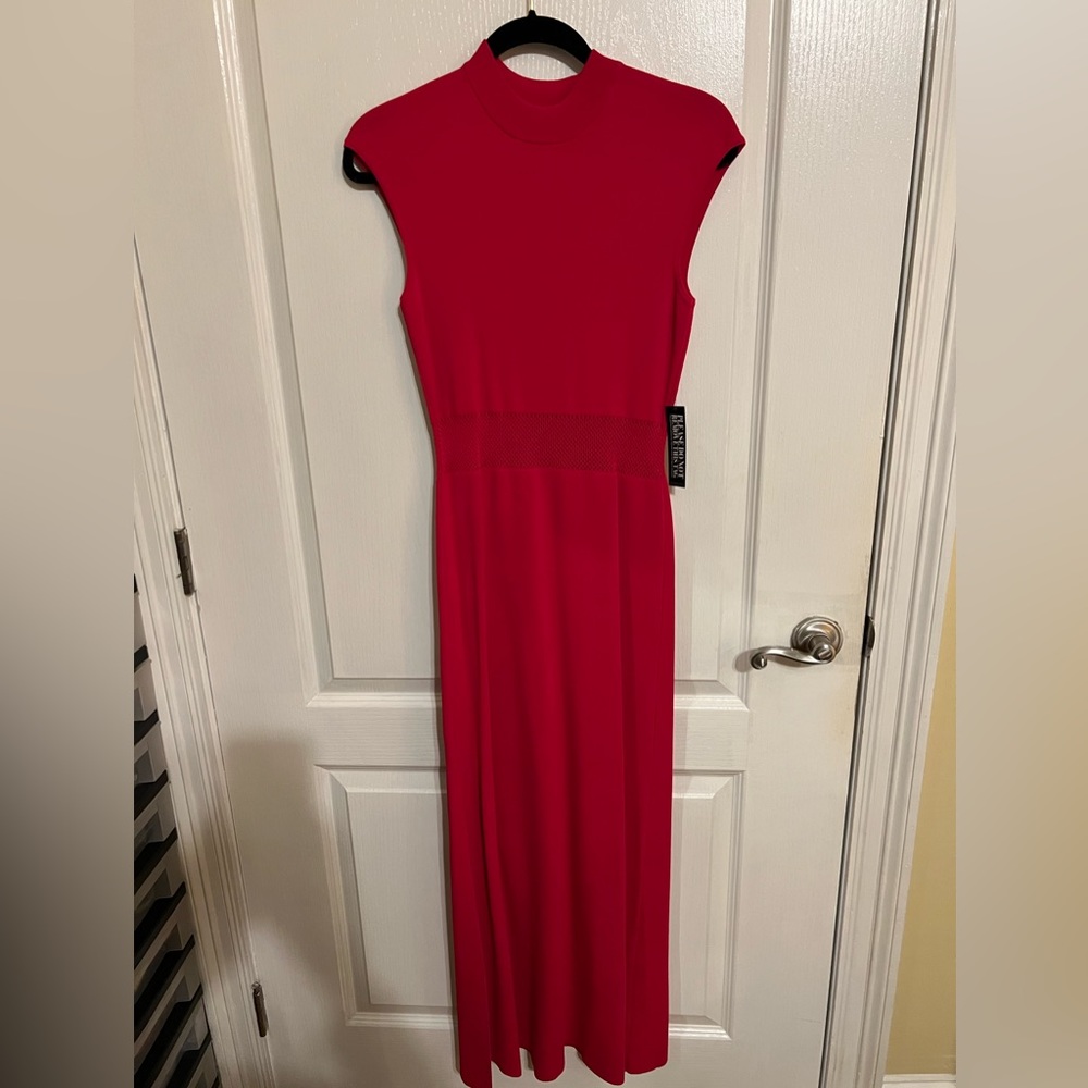 NY&Co dress w/ slit on the side in hot pink Sz. M.. 52%rayon & 48%nylon.. NWT..